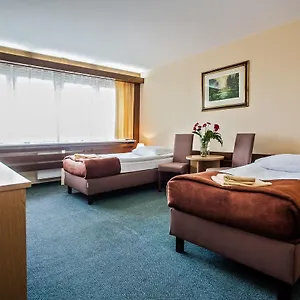 https://olimpia-hotel-poznan.poznan-hotels.com