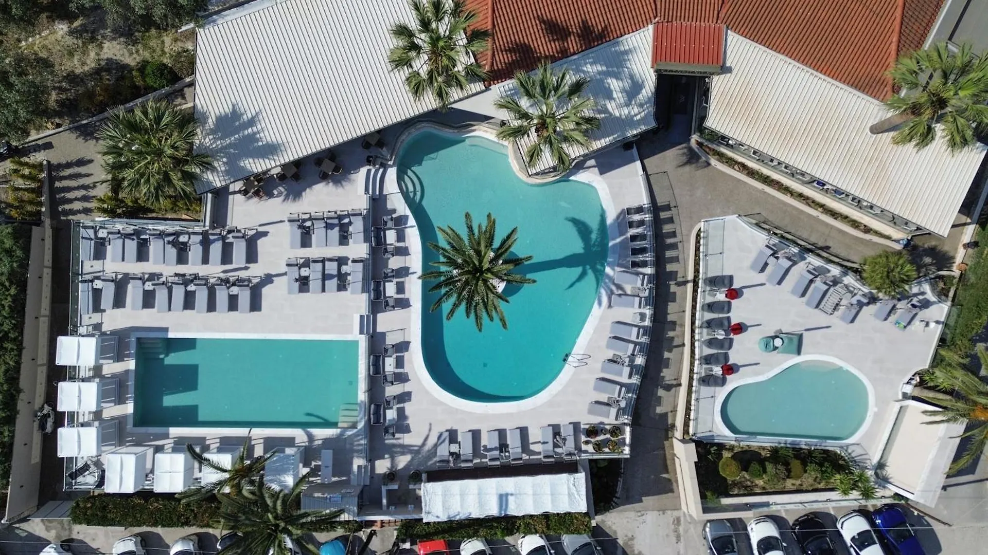 Anna Maria Paradise Pefkochori Aparthotel