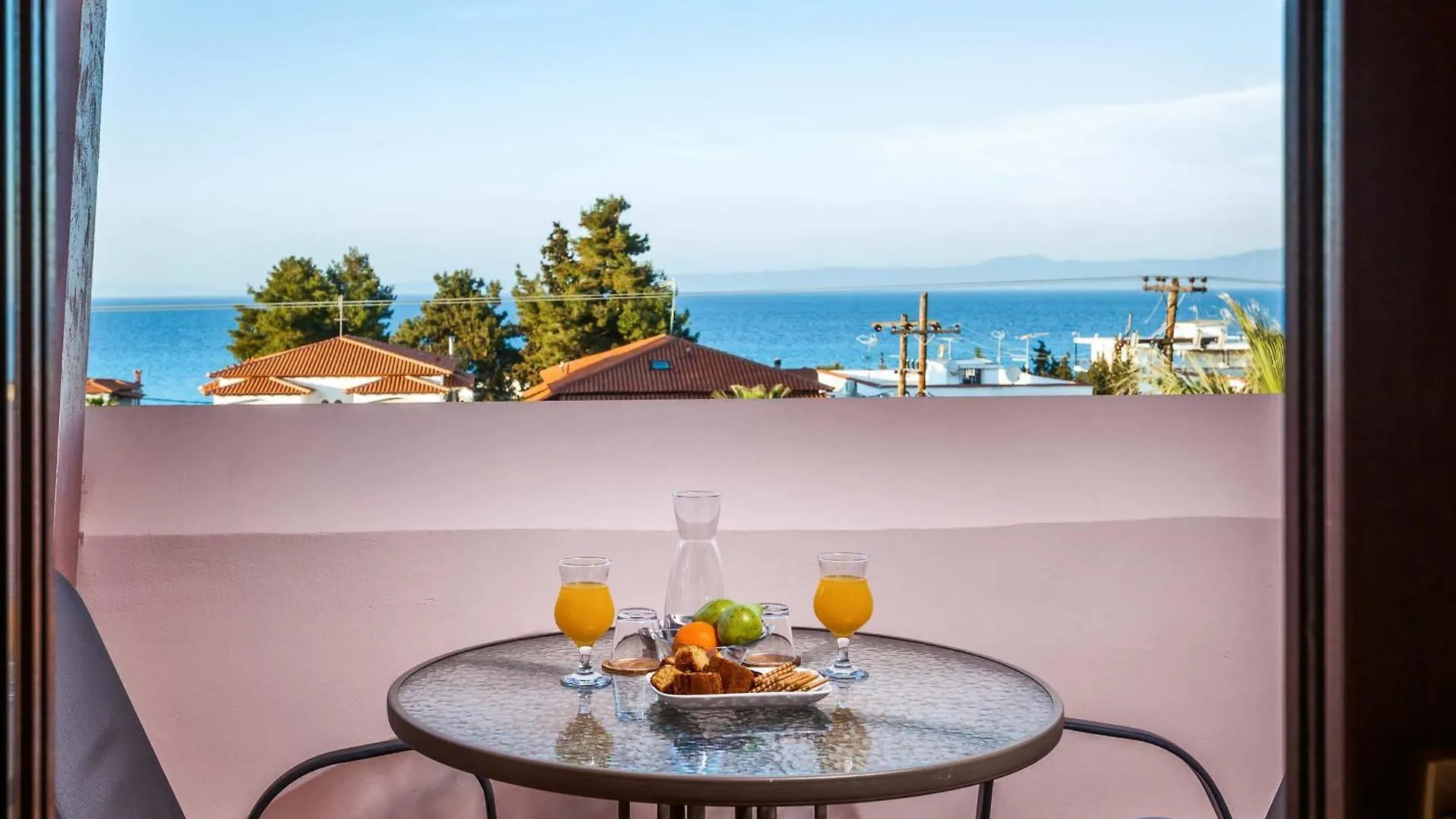Anna Maria Paradise Pefkochori 3*,